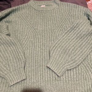 Women’s Green Sweater